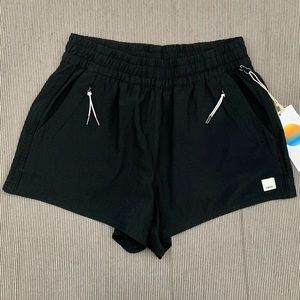 NWT Vuori Dash Shorts - size small, black